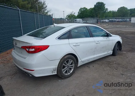 2015 Hyundai Sonata Se z USA, uszkodzony, nr VIN 5NPE24AF4FH139571
